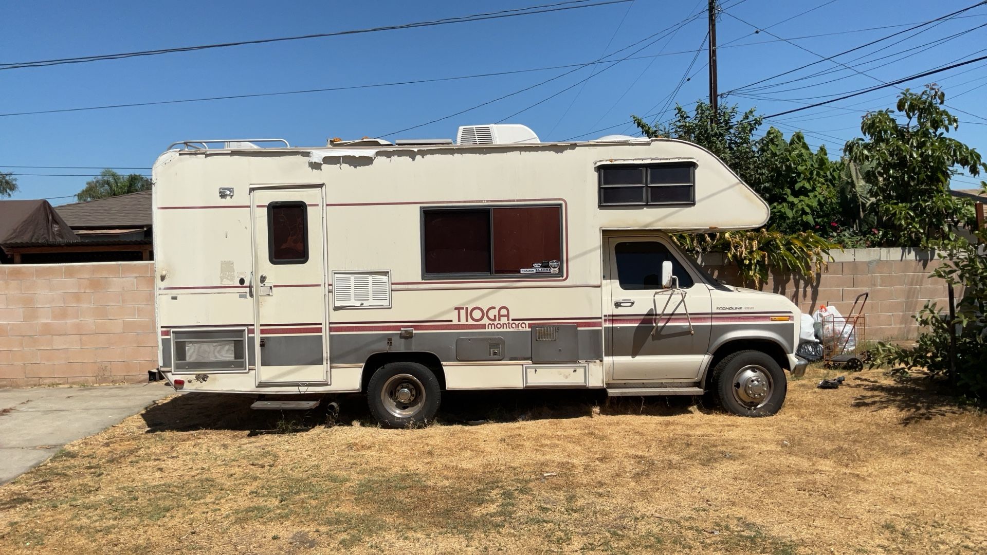 Tioga camper