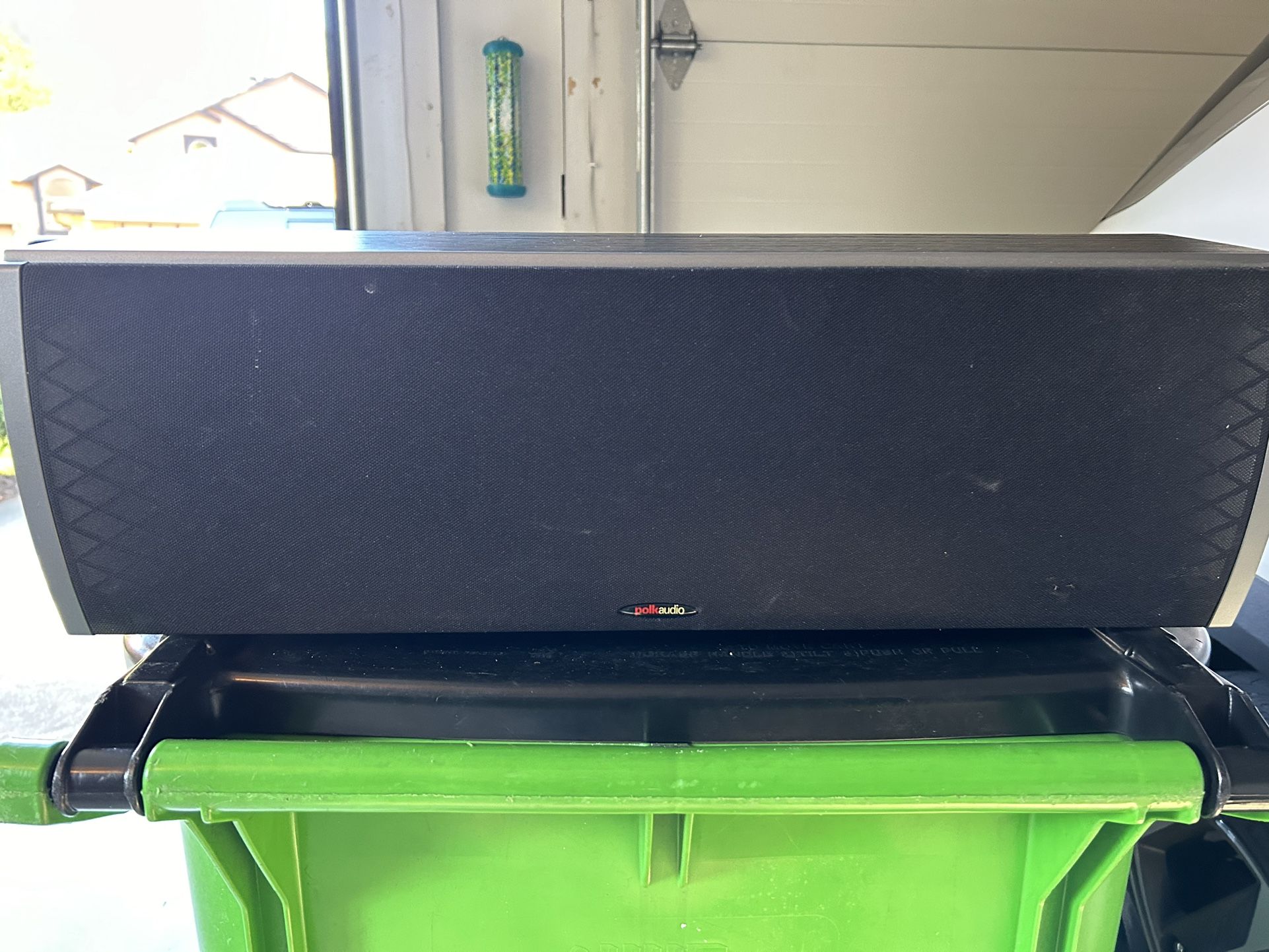 Polk Audi. Model CS15