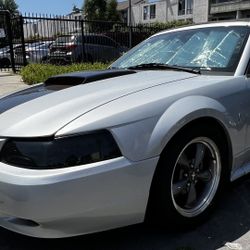 2001 Ford Mustang