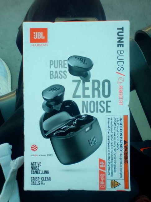 JBL Tune Buds 