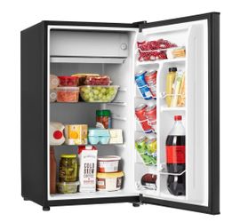 Galanz Mini Fridge great for college Dorm