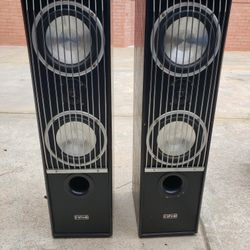 2 Front Speakers with Subwoofer 