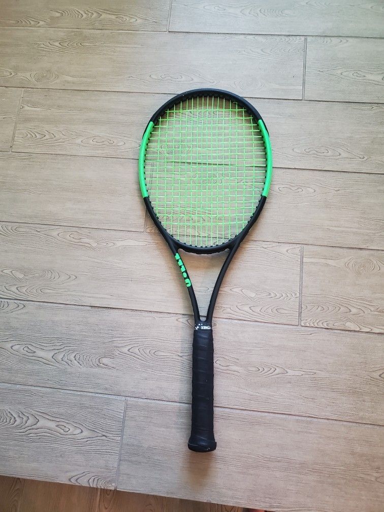 98 16x19 V7 Wilson Blade 98 V7 18x20 Wilson Blade 98 V7 18x 20 3/8