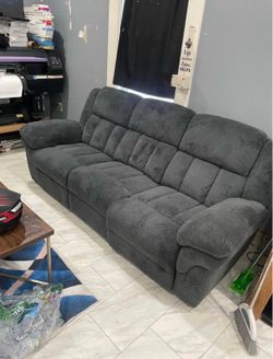 3 seater recliner couch
