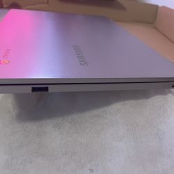 Samsung  Chrome Book
