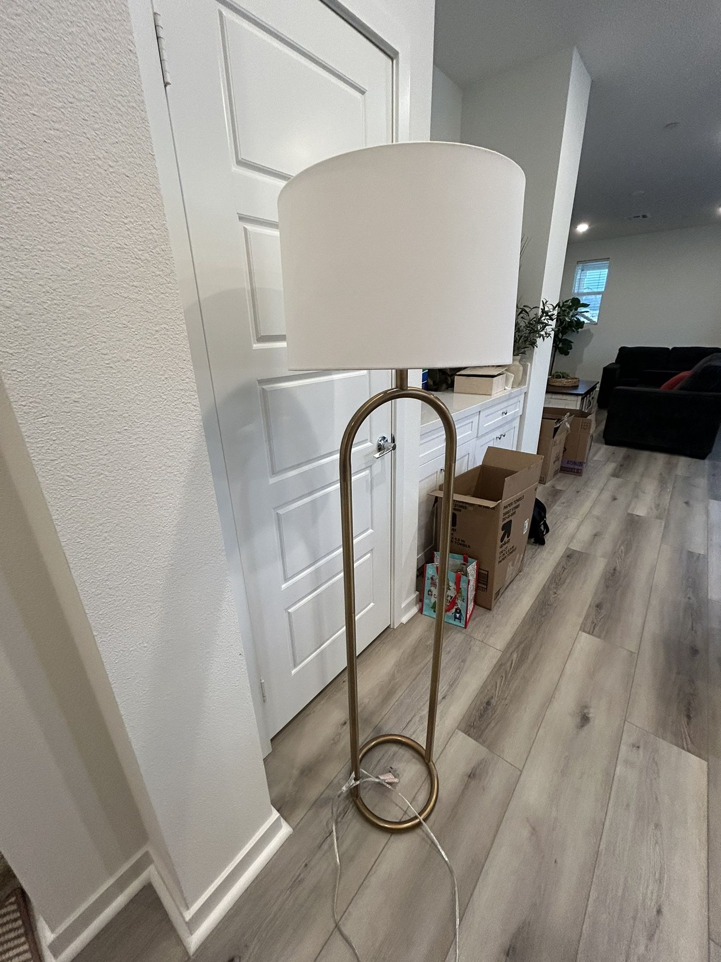 Brass / Gold Color Lamp. 