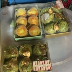 3 Sets Of Ornaments 