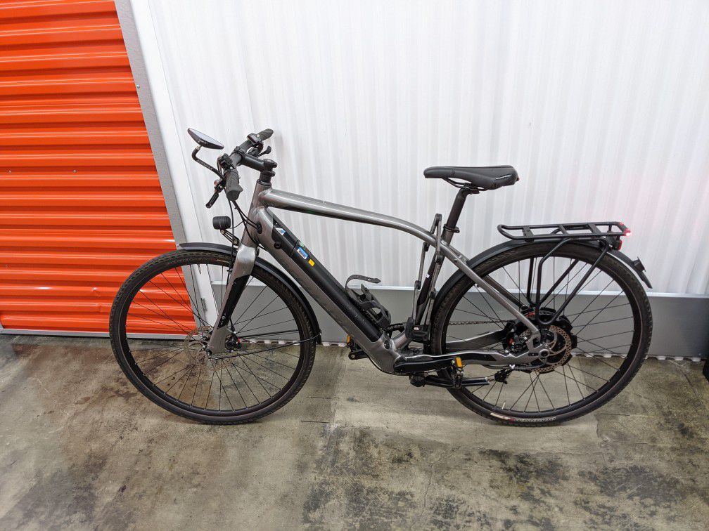 Specialized Ebike Like New  No Charger Full Battery