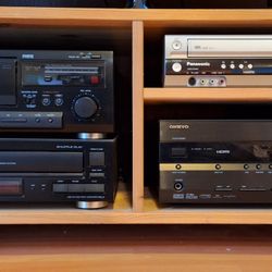 Hi-fi Stereo System Components