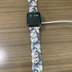 Apple Watch Series 3 42mm With GPS