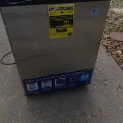 New Mini Fridge 