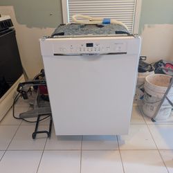 Like New General Electric Dishwasher 