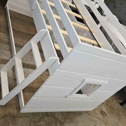 Max & Lily Loft Bed Twin Size, Solid Wood Low Loft Bed with Storage Drawer and Ladder, Modern Farmhouse Loft Bed for Kids, White Wash