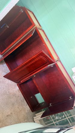 Free kitchen cabinets