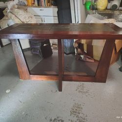 Photos Table