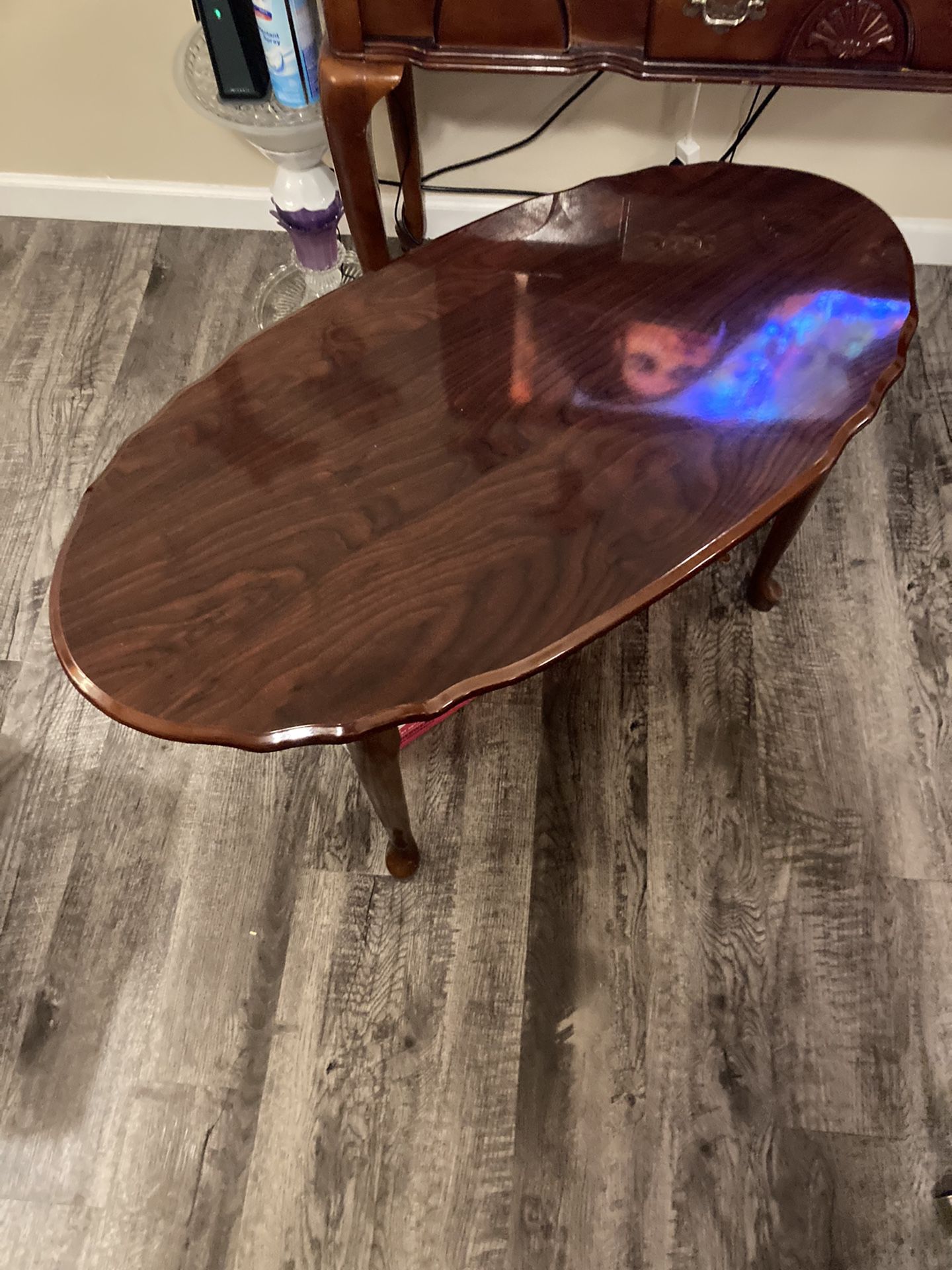 shiny oval coffee table