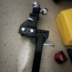 Adjustable Tow Hitch 