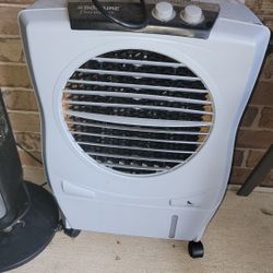Outdoor AC Unit