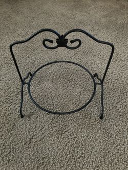 Longaberger wrought iron Pie Plate holder