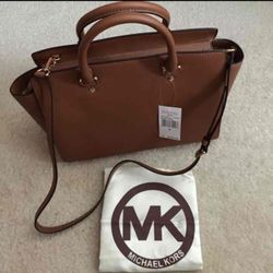 Michael Kors Selma Purse