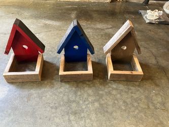 Bird feeder