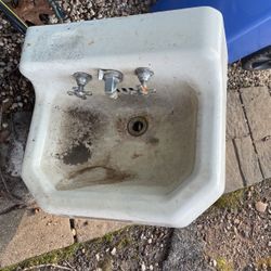 Vintage Farm Sink