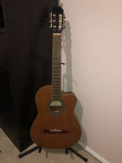 Guitar Antonio Hermosa AHT-10CE