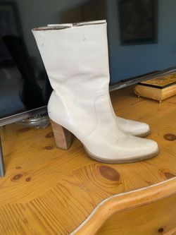 High heeled Cowboy Boots