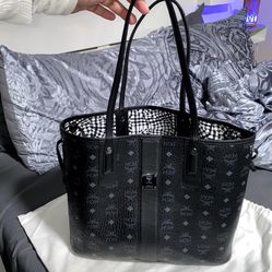 MCM AREN Shopper Tote Bag for Sale in Brooklyn, NY - OfferUp