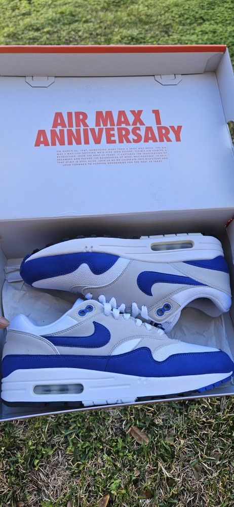 Nike Air Max 1 Royal Anniversary Jordan Sb Dunk Asic New Balance