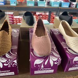 Beautiful Woman Shoes 3 Pairs For $20