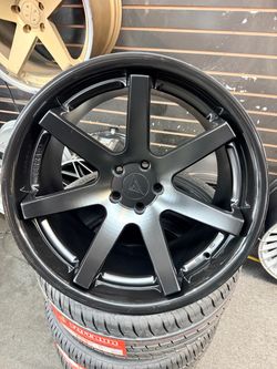 Aros ferrada con cualidad escalonada para mercedes benz sedanes disponibles en stock. Financiamiento disponible a partir de 50$ de inicial.
