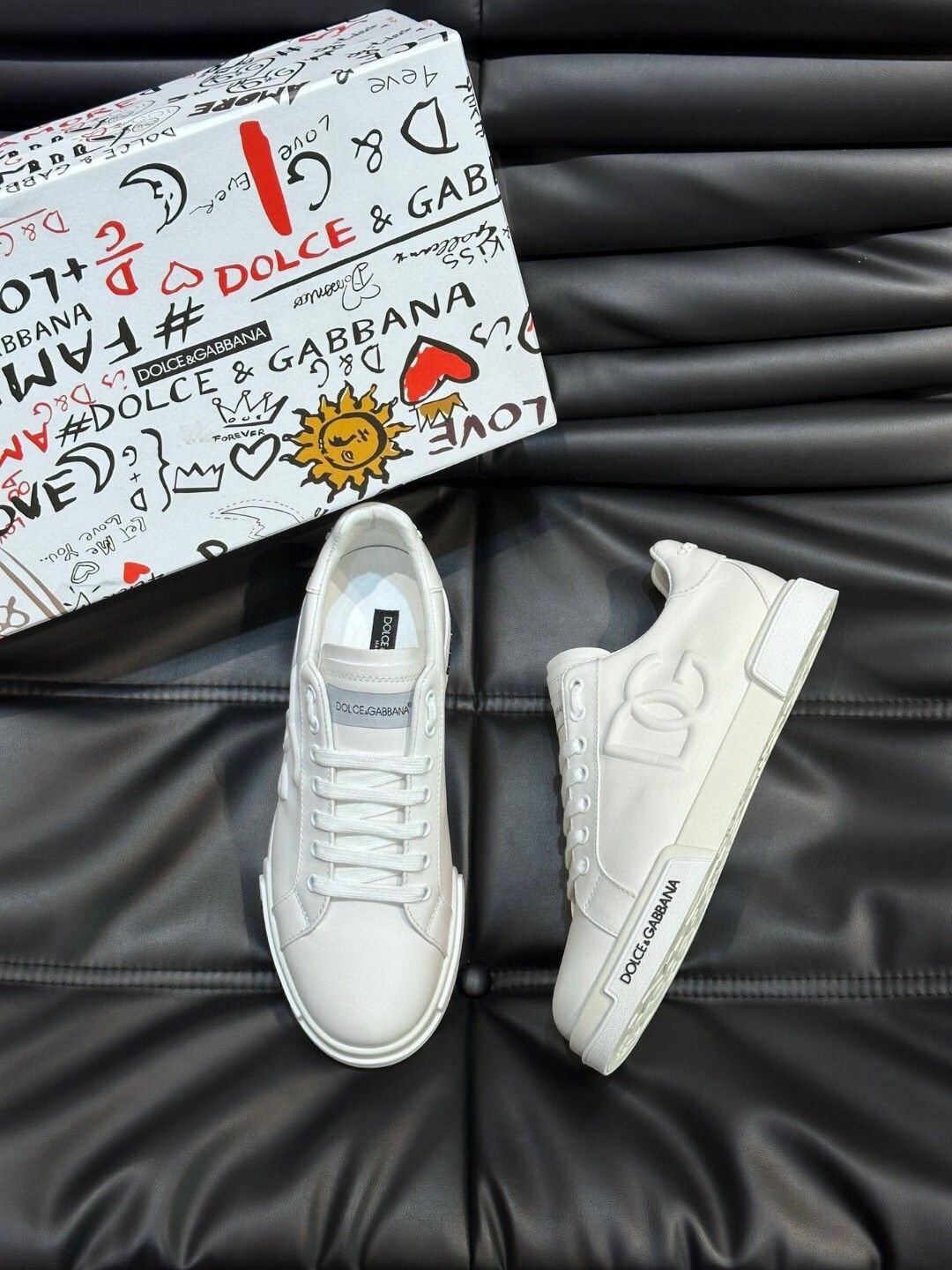 Dolce Gabbana Men’s Sneaker With Box 2025 New