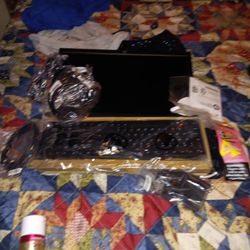 Monitor  Wth Key Board  Brand-new Wth Wall Stand