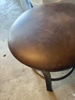Leather Round Stool 17 Inches High 