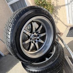 4 Rines Universales Con Llantas