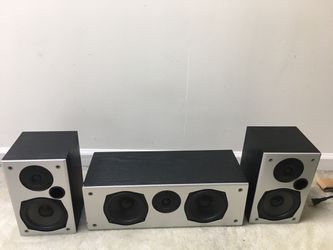 Polk audio speaker set! Total 3
