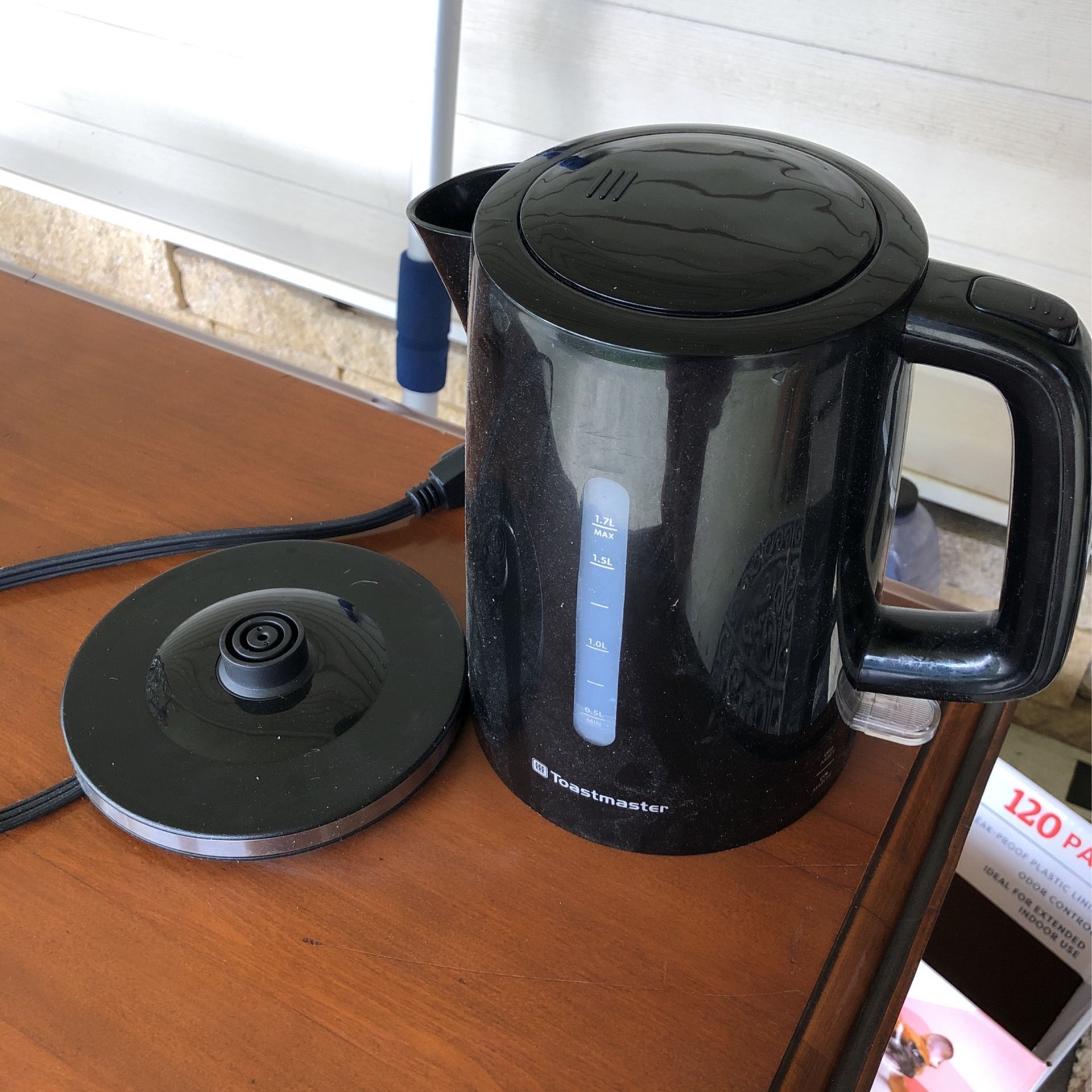 Toastmaster Electric Tea Kettle 