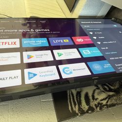 TV 70” Skyworth Android Smart 