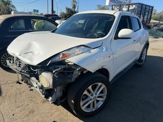 2013 Nissan Juke - For Parts