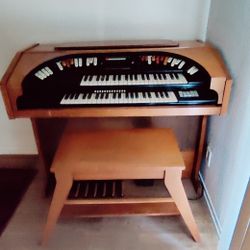 Conn Organ 1970s. Free Pickup 