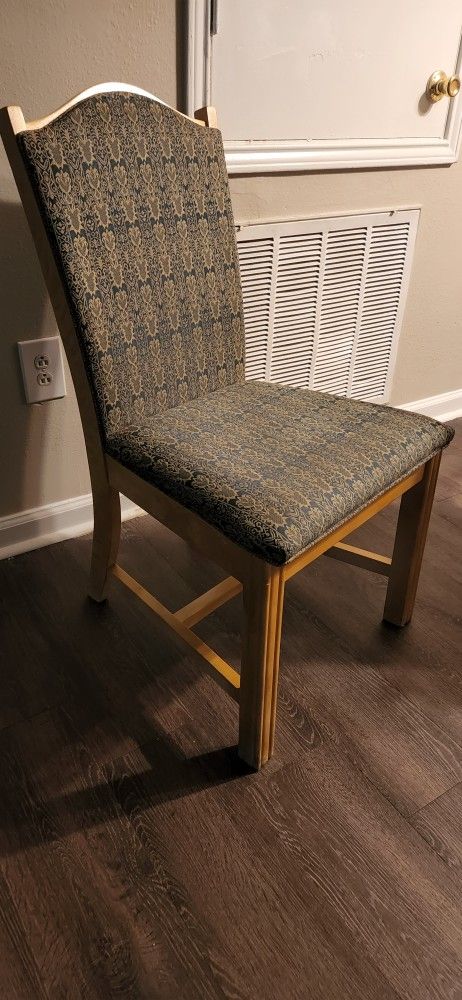 Decorative Chairs