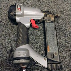 Porter Cable Model NS100B 120 Psi Max Type 1 Narrow Crown Stapler