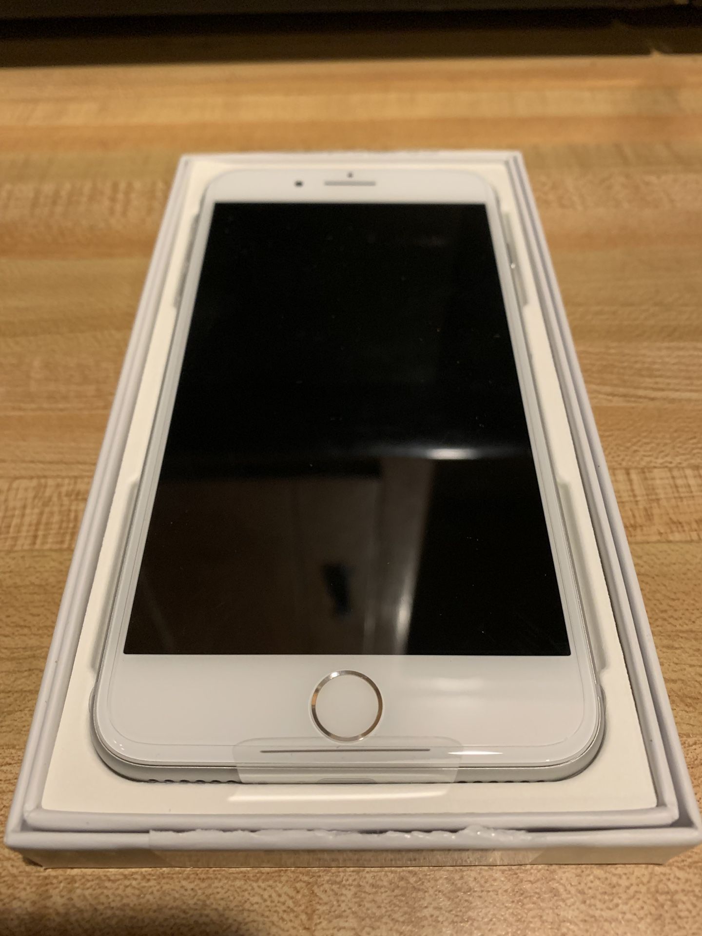 iPhone 8 PLUS 256GB T-Mobile