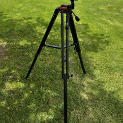 Celestron Telescope Tripod Mount | Excellent Condition | Stable & Adjustable 