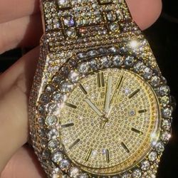 Luxury 💎 Gold Diamond Watch