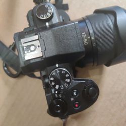 Lumix Panasonic DMC-G85 4k Video DSLM Micro Four Thirds Mirrorless Camera