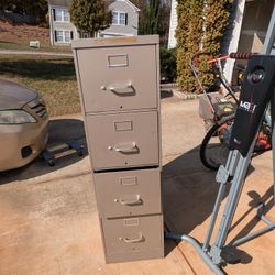 4 Drawer File Cabinet 