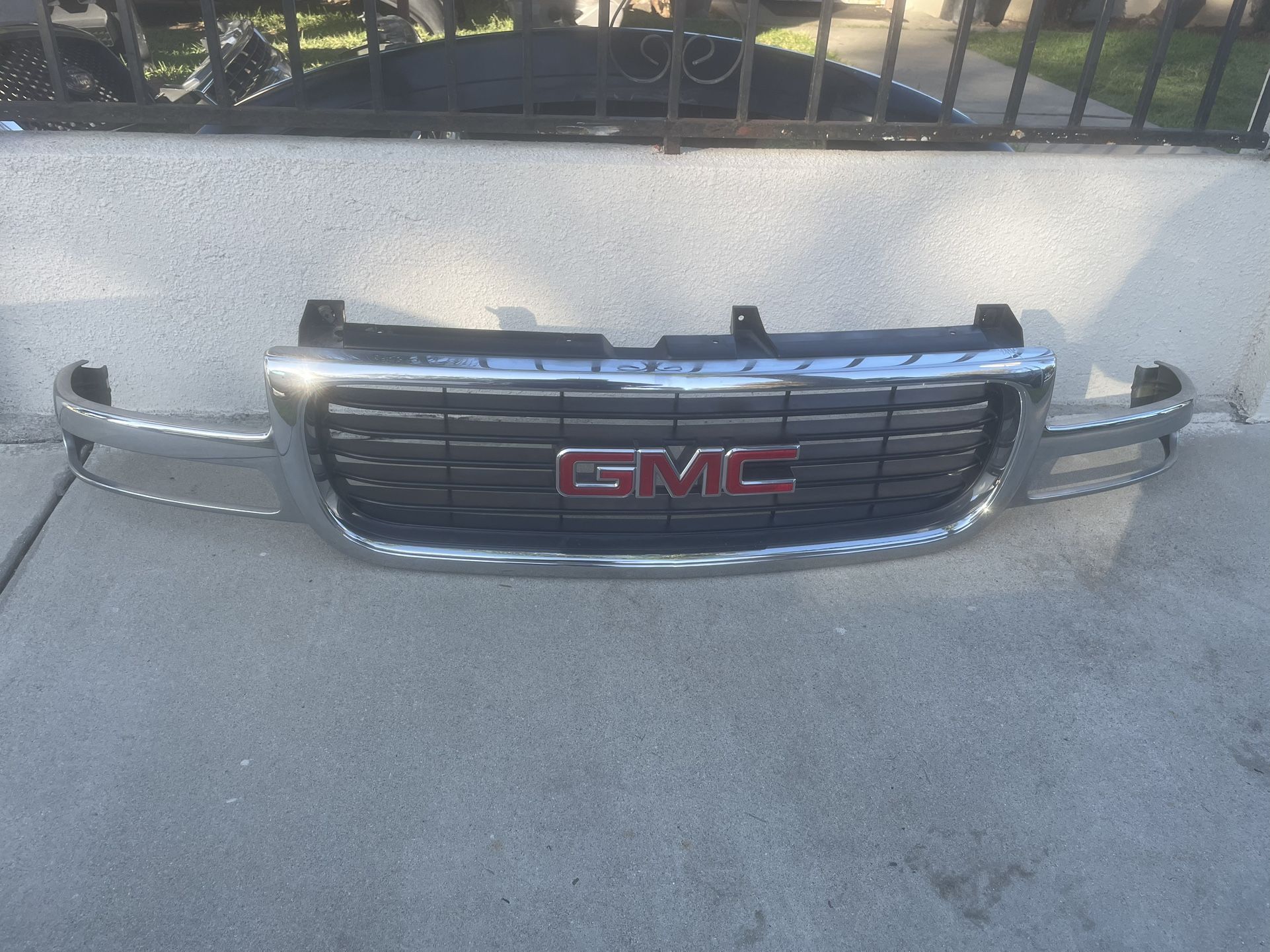 Gmc Sierra Yukon Grille