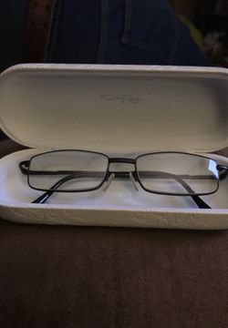 Eye glasses buenas condiciones.